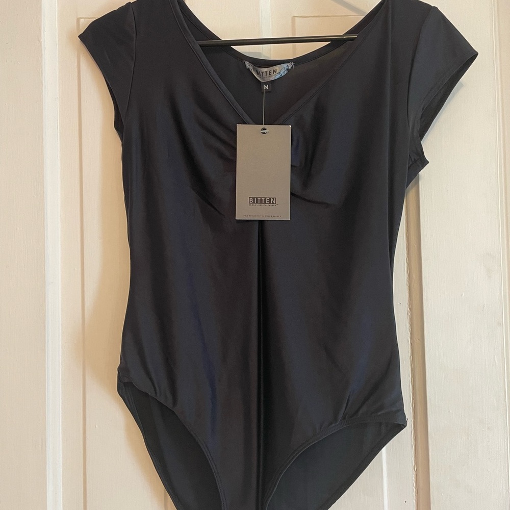 Bitten by Sarah Jessica Parker Women’s Size Medium Black Bodysuit